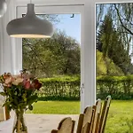 3 Bedroom Cozy In