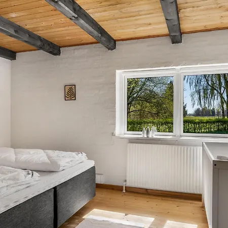 3 Bedroom Cozy In *
